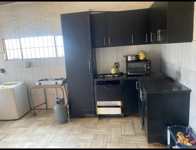 3 BEDROOM HOUSE FOR SALE IN IRONSYDE AH